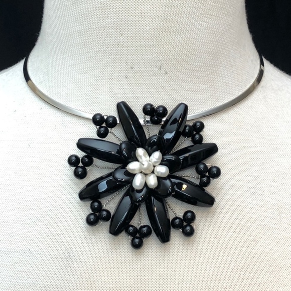 Black Stone Fresh Water Pearl Choker Necklace